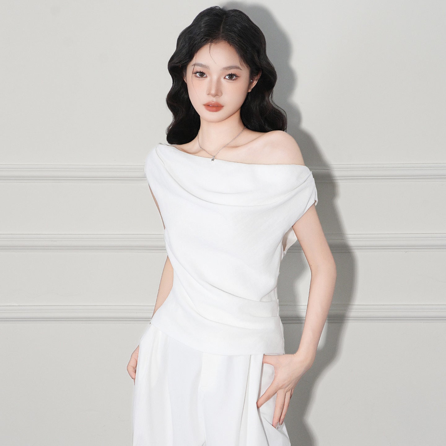 Pure Desire One-Shoulder Sleeveless T-Shirt for Women, Slim-Fitting and Flattering Top eprolo