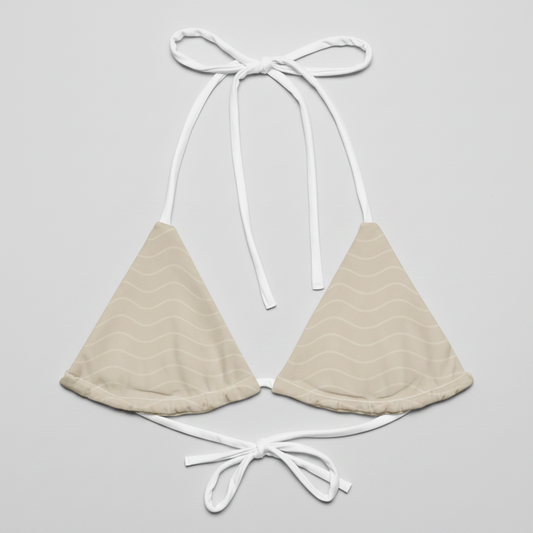 SUÐR '26 Triangel-Bikini-Top – Wellen Sand NORÐR Clothing