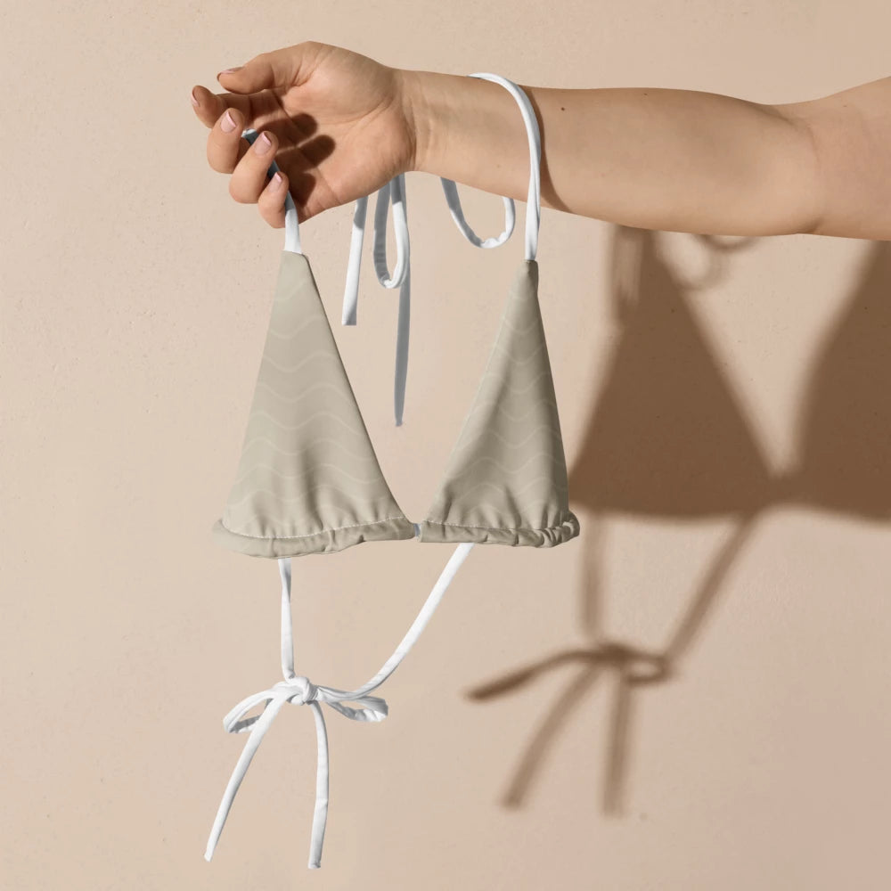 Gepolsterter Bikini-Oberteil aus recyceltem Material mit Allover-Druck NORÐR Clothing