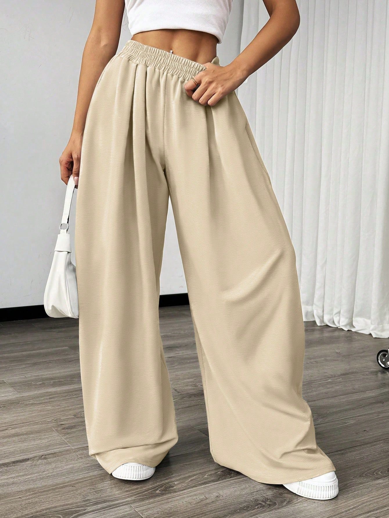 loose wide-leg pants eprolo