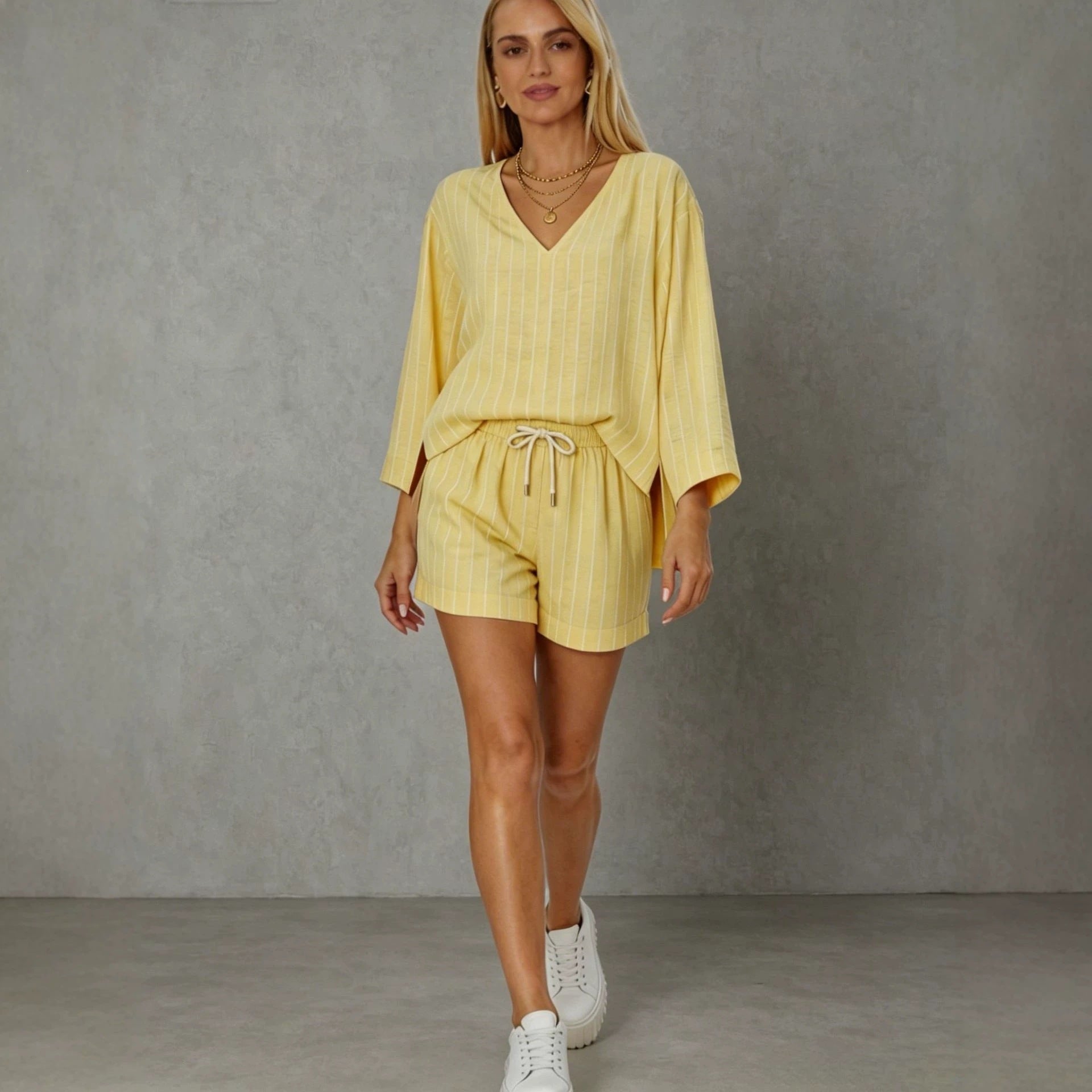 Loose V-neck long sleeved shorts striped set eprolo