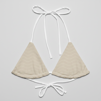 SUÐR '26 Triangel-Bikini-Top – Wellen Sand NORÐR Clothing